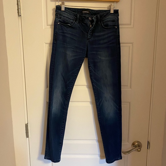 ❤️BEBE❤️ Size 27 Heartbreaker Skinny Jeans - Picture 2 of 5